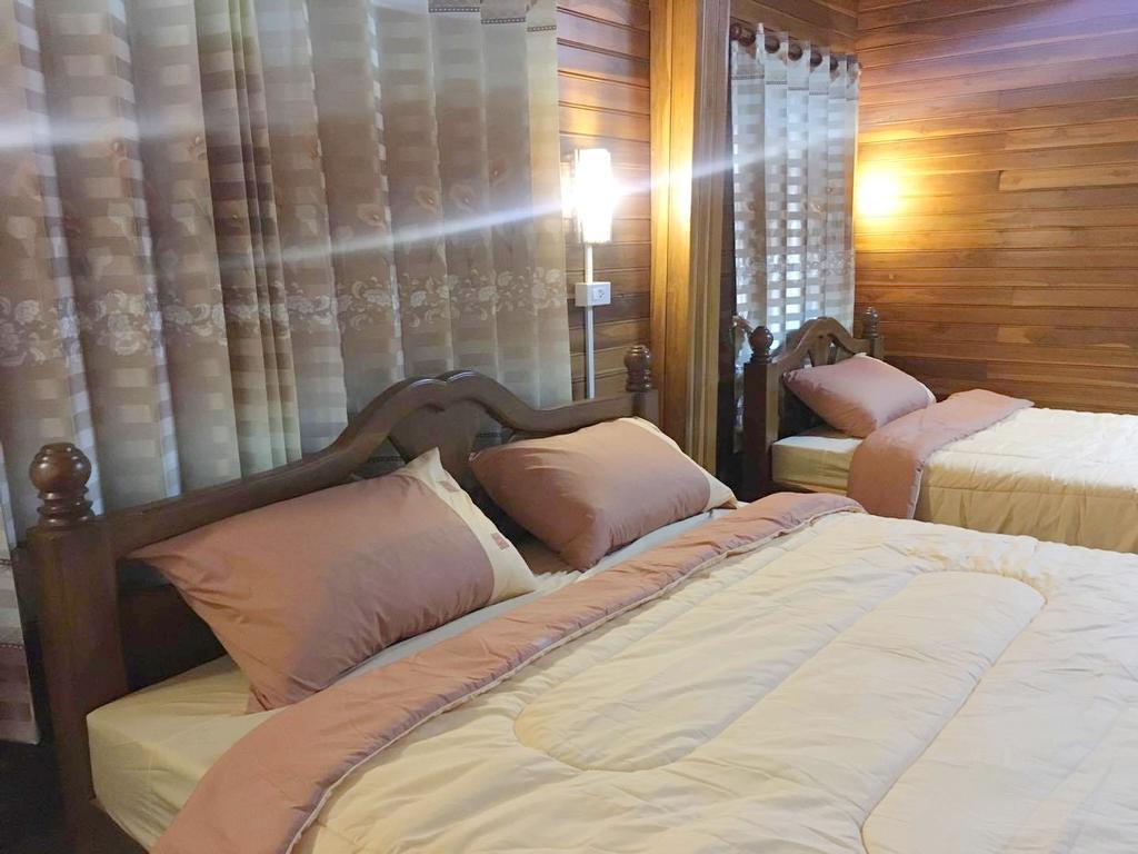 Saduemuenghomestay Phrae Exterior foto