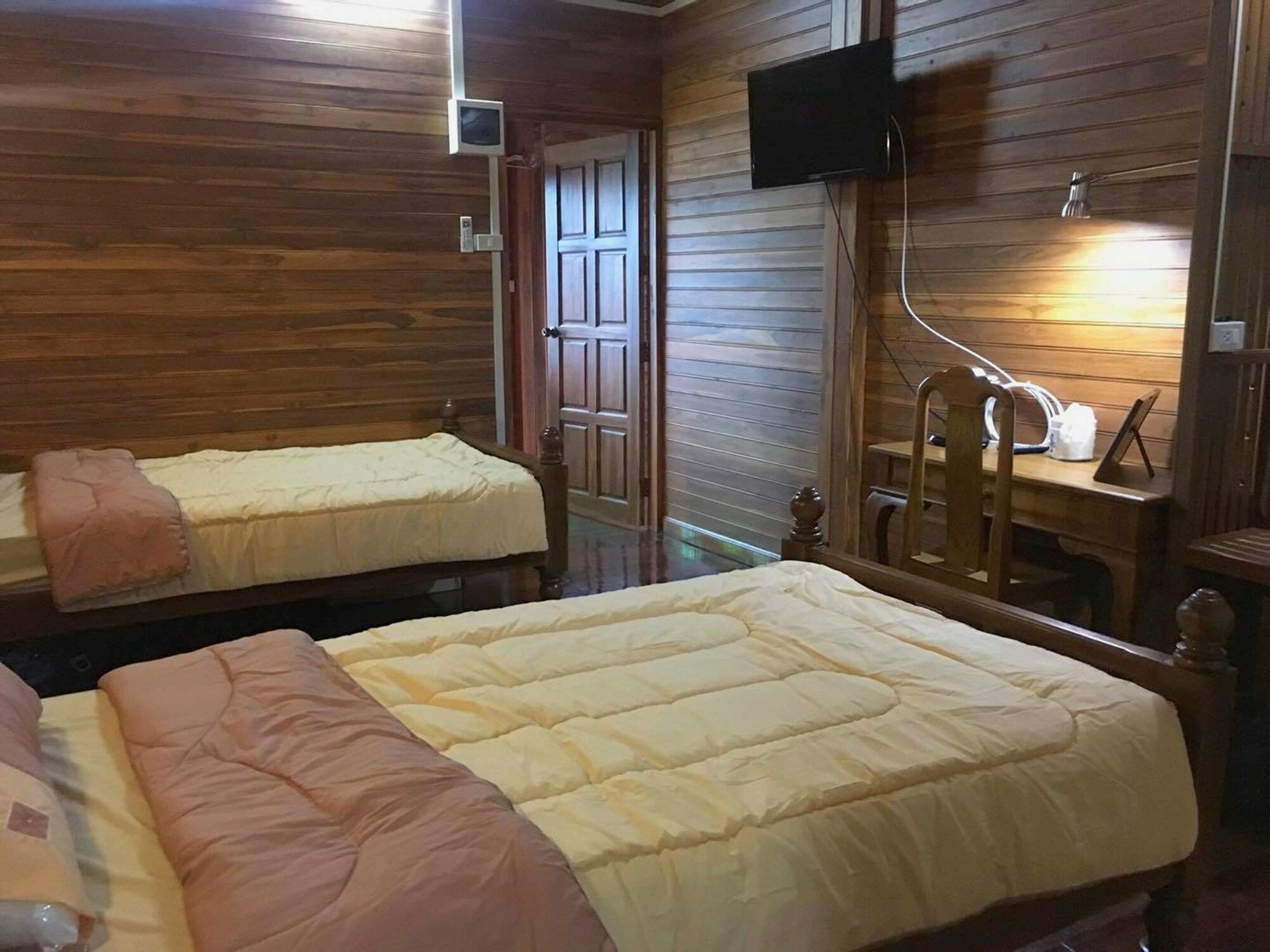 Saduemuenghomestay Phrae Exterior foto